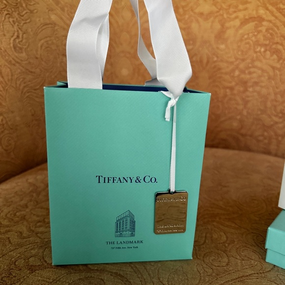 Tiffany LANDMARK complete gift set with ornament charm - Picture 8 of 15